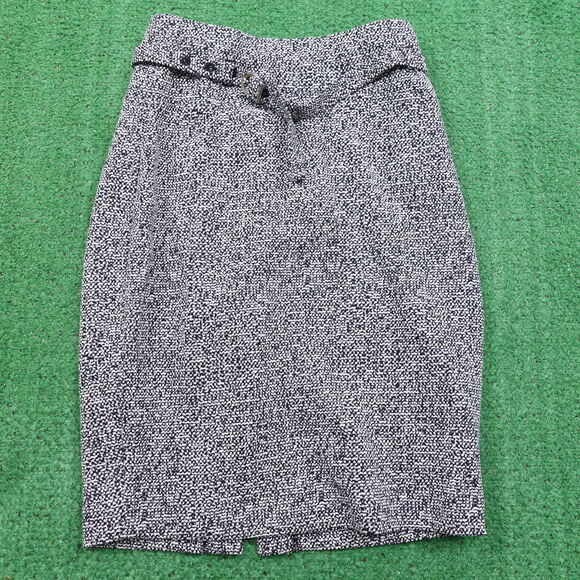 EXPRESS BLACK AND WHITE SKIRT WOMENS SIZE XS PETITE - Picture 1 of 7